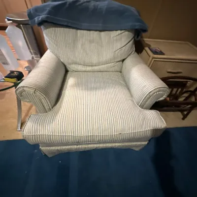 Arm chair