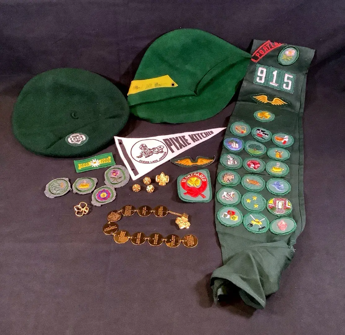 Oregon Girl Scout Collectibles
