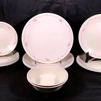 17 Pc Vintage Corelle Pink Trio Dishes - Plates and Bowls