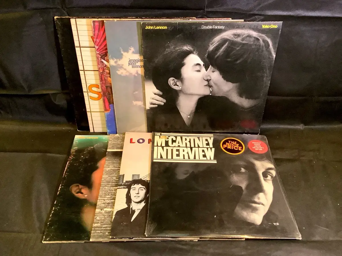 (9) Vinyl Records - Beatles Collection!