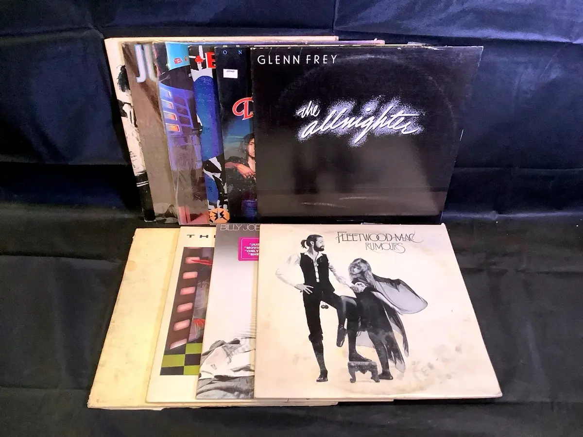 (10) Vinyl Records - Billy Joel, Doobie Bros., Bob Dylan & More!