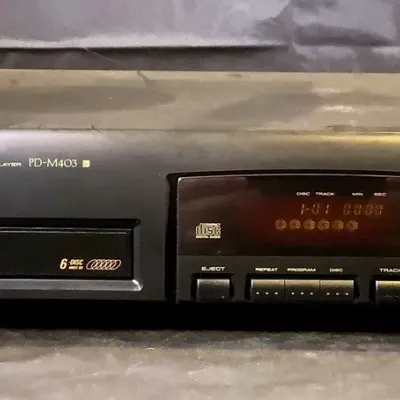 Pioneer Multi-Play Compact Disc Player, PD-M403