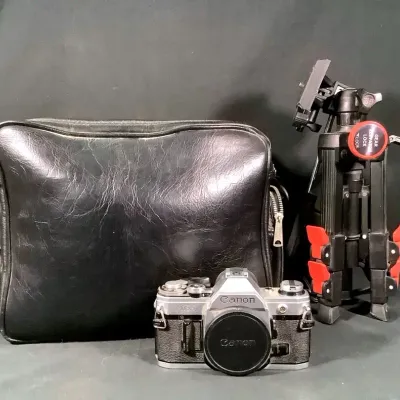Vintage Canon AE-1 Film Camera With Tri-Pod & Leather Carrying Bag 
