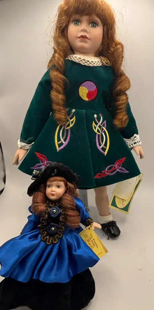 Vintage Porcelain Dolls Alberon Dolls “Sinead” Ireland And Les Poupees France