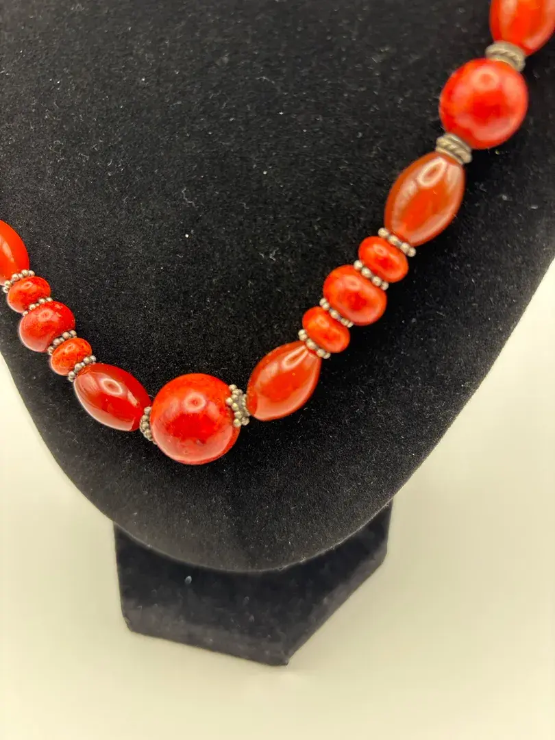 Vintage Sterling Silver Necklace Featuring Carnelian And Red Sponge Coral
