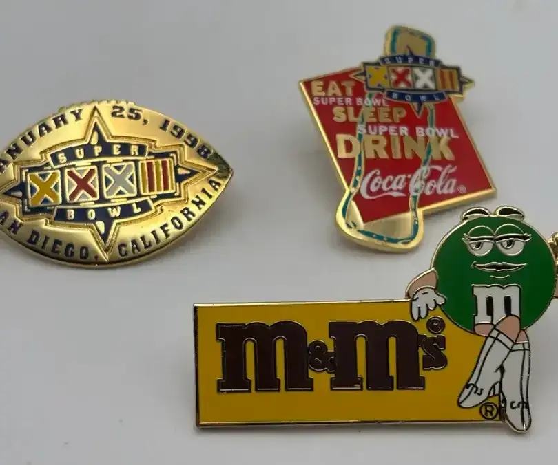 Vintage Advertising Pins M&M Super Bowl XXXII Coca-Cola