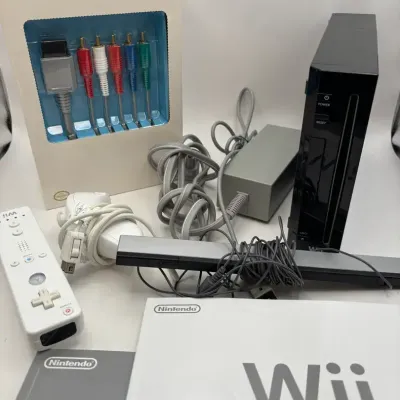 Wii Game Black Console RVL-001 With New Video Cables