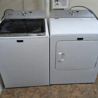 Maytag White Top Loading Washing Machine & Maytag Electric Dryer 