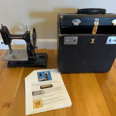 Little Worker Sewing Machine W/ Storage Box And Paperwork