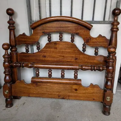 Wooden Spindle Headboard & Footboard 