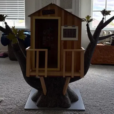 American Girl Kit Kittredge Tree House Playset – Large 40” Doll Display