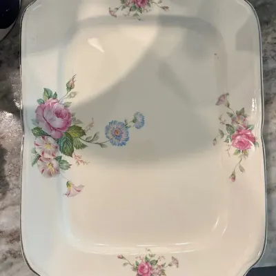 White And Pink Rose Styles Serving Plate Set 