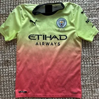 ETIHAD Airways Puma Boys/Mens Small Soccer Shirt