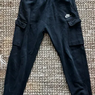 Nike Sweatpants Cargo Style Men’s/Boys Small
