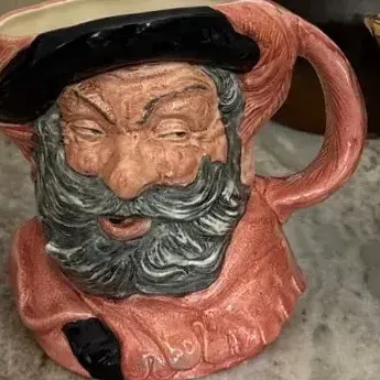 Royal Doulton Sir Mug Set Of 5 
