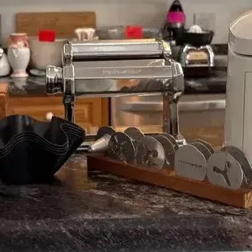Manual Pasta Maker, Vintage Juicer, And Vintage Fryer 