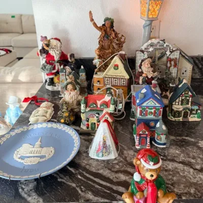 Christmas Village & Holiday Décor Collection – Lighted Houses, Santas, Teddy Bear & 1988 Wedgwood Pl