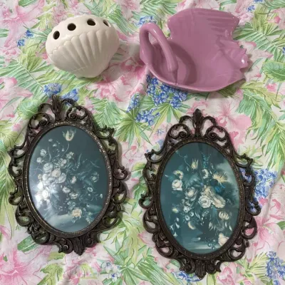 Vintage Bathroom Decor 