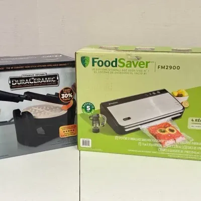 FoodSaver & DuraCeramic Waffle Maker