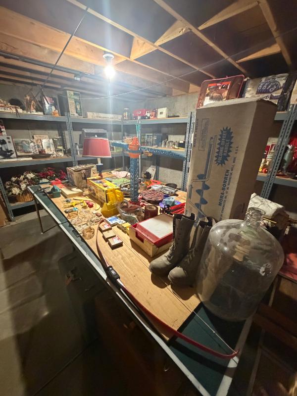 Estate sale photo