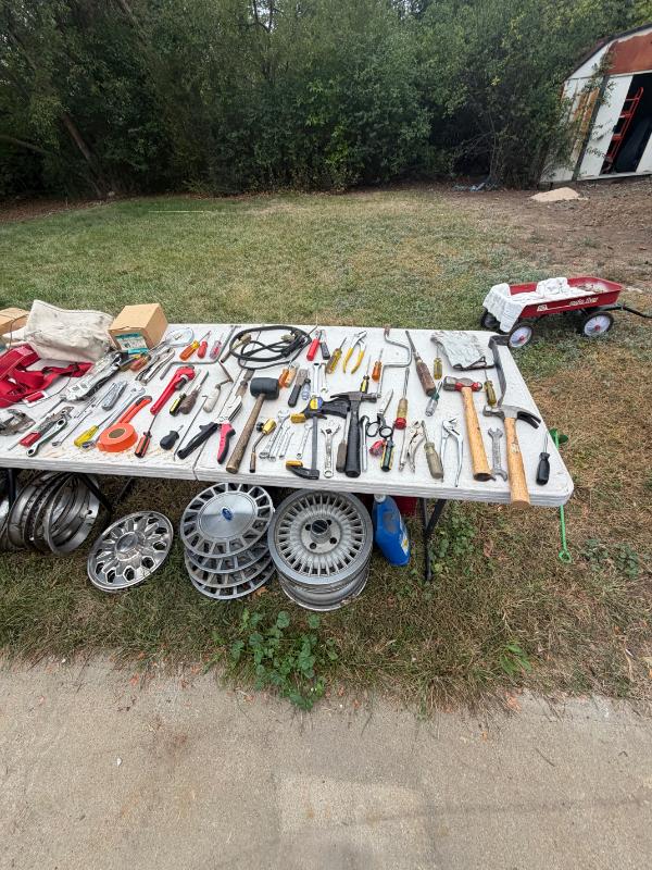 Estate sale photo