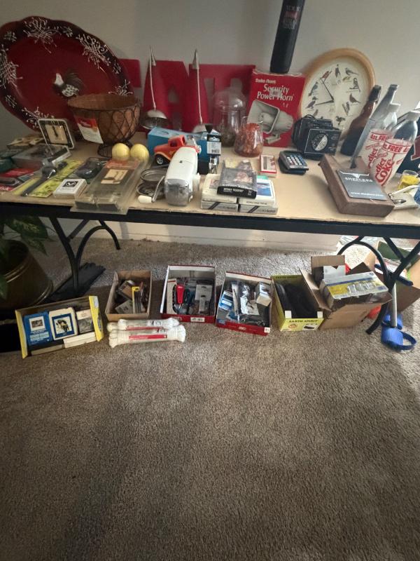 Estate sale photo