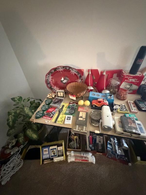 Estate sale photo