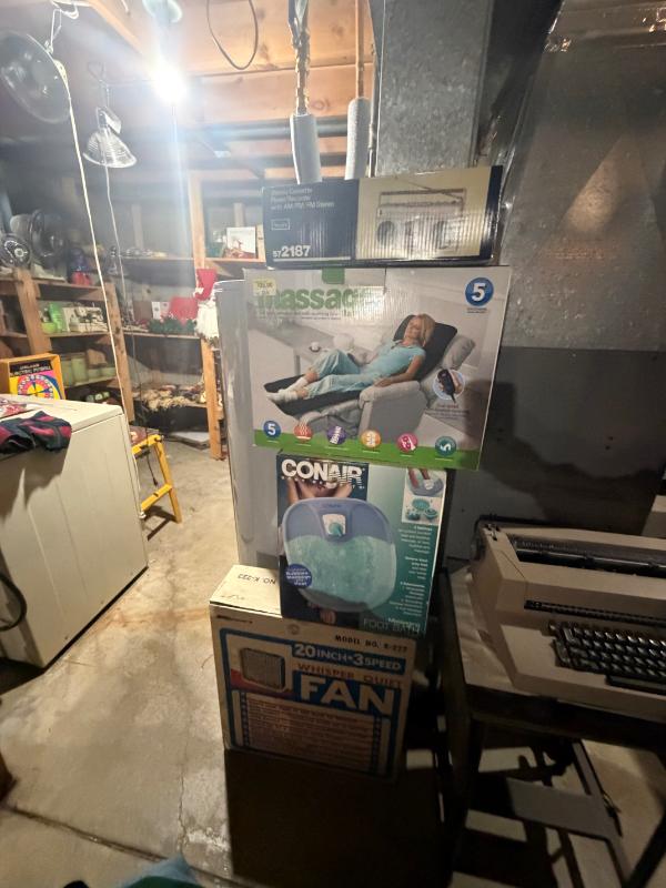 Estate sale photo