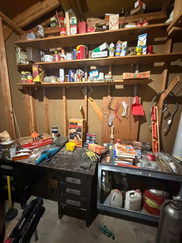Estate sale photo