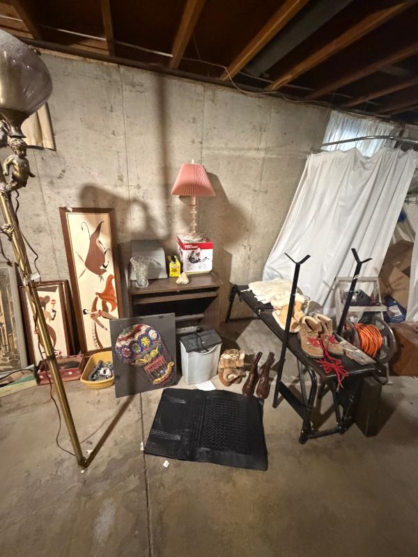 Estate sale photo