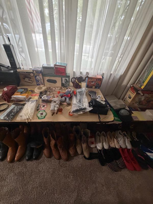 Estate sale photo