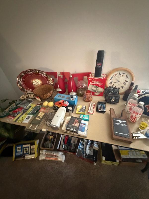 Estate sale photo