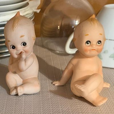 Vtg. Japan Cupies