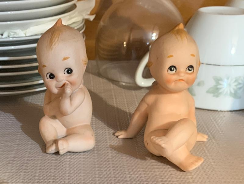 Vtg. Japan Cupies