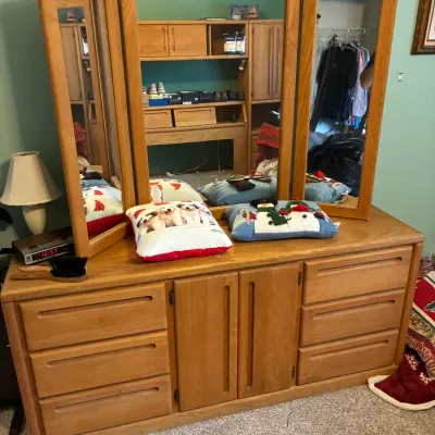 Sale Photo Thumbnail #176
