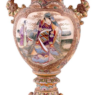 Japanese Large Satsuma Moriage Earthenware Urn