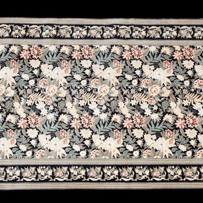 Black Botanical Wool Area Rug