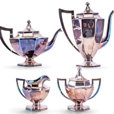 Wilcox Silver Plate Co Coffee & Tea Service (4pcs)