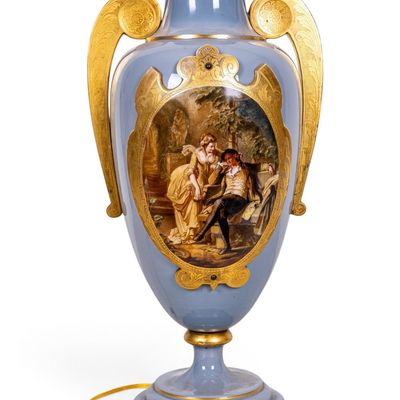 French Hand-Painted Porcelain Table Lamp