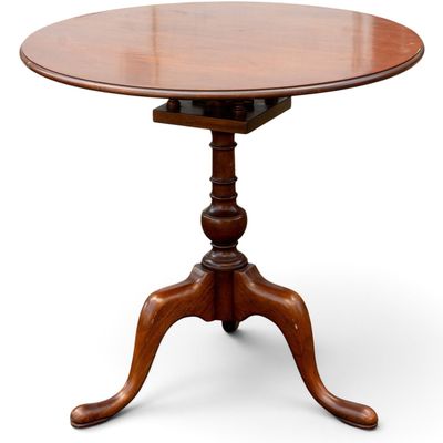 Queen Anne Style Tilt-Top Table