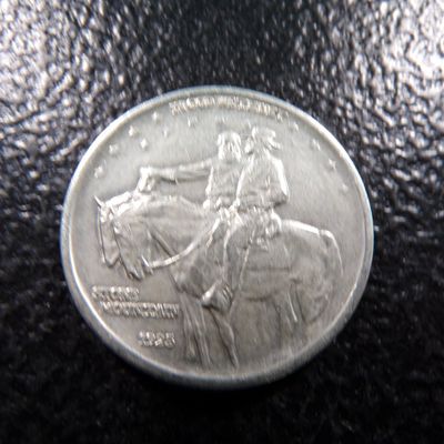 1925 STONE MOUNTAIN SILVER HALF DOLLAR