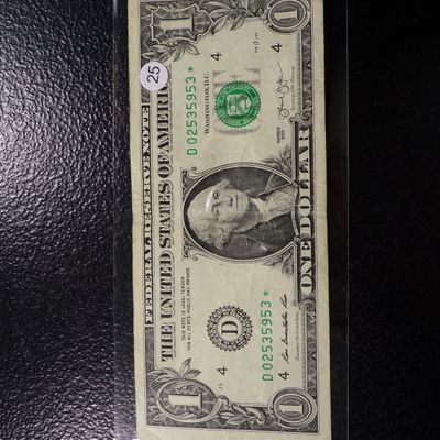2013 GREEN SEAL $1 FEDERAL RESERVE STAR NOTE