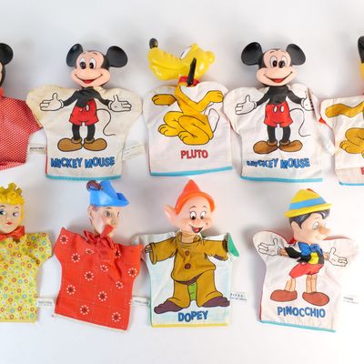 Lot of Vintage Disney Hand Puppets