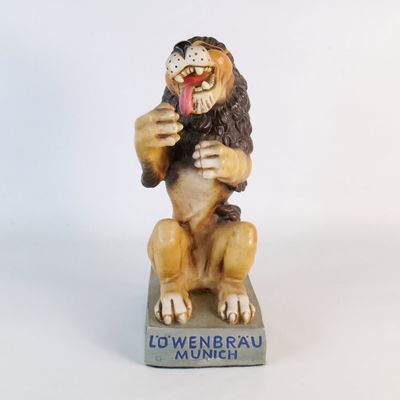 Vintage Lowenbrau Munich Beer Lion Bar Back Statue/Display