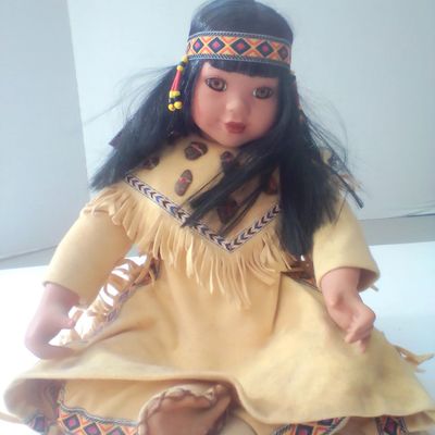 Artaffects Princess of the Sun Gregory Perillo Porcelain Native American Style Doll 1994