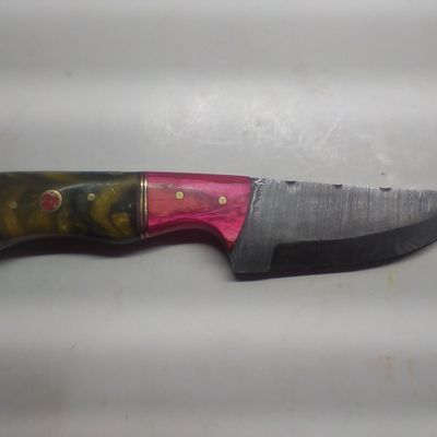 Damascus Steel Fixed Blade Hunting Knife with Multi-Material Handle and Leather Sheath