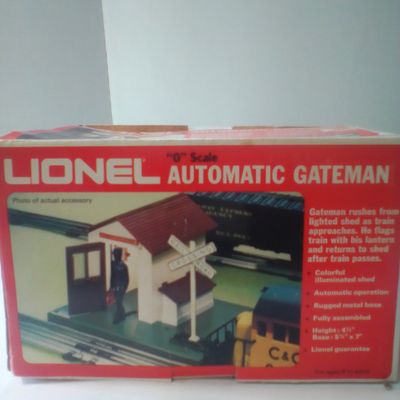 Lionel O Scale Automatic Gateman Model 6-2145 with Original Box and Instructions