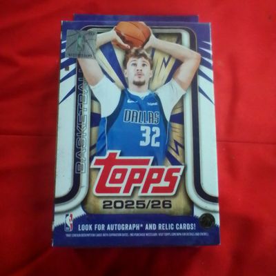 Topps 2025/26 NBA Basketball Sealed Blaster Box 59 Total Cards