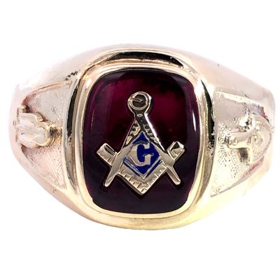 10K Vintage Masonic Men's Ring in with Red Inlay