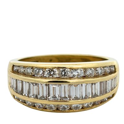 18K Natural Diamond Band Ring